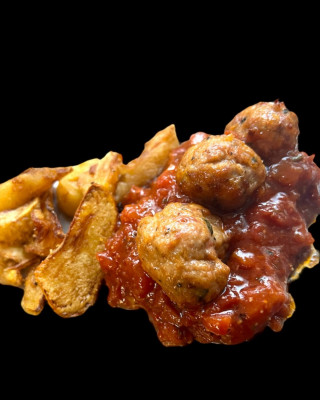 КЮФТЕТА С ДОМАТЕН СОС 